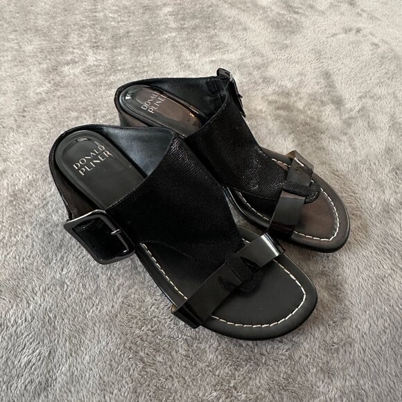 Donald Pliner Vine Black Wedge Sandals Women's 8.5 Leather Slip On Shoes - Picture 1 of 6